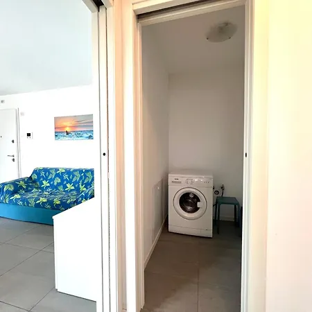Residenza Miramare شقة لينانو سابيادورو